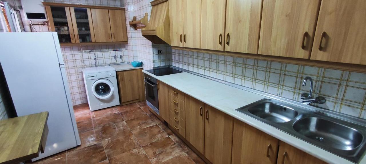 Piso Centrico 3 Dormitorios Con 2 Banos Cerca De La Feria Albacete Kültér fotó